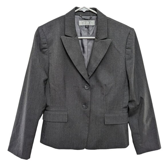 Tahari Arthur S. Levine Grey Pin Striped Blazer Jacket Single Breasted Size 8P - Picture 1 of 5